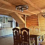 Farm stay шовкова косиця Rakhiv