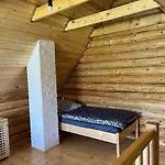 шовкова косиця Farm stay Rakhiv
