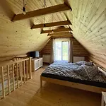 Farm stay шовкова косиця Rakhiv