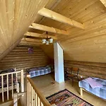 шовкова косиця Farm stay Rakhiv